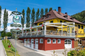 Gästehaus Krappinger/Pizzeria Mamma Mia Ossiach